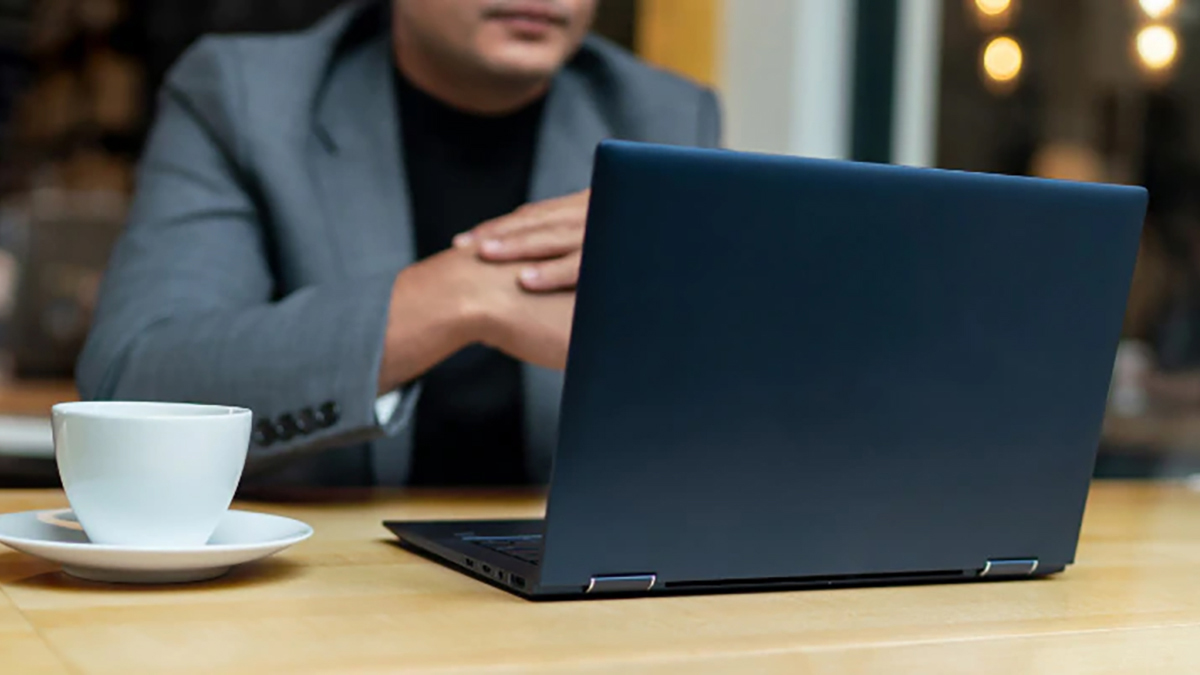 Cấu hình laptop nào phù hợp dành cho nhân viên văn phòng